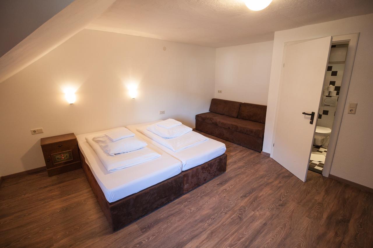 Hostel Chillertal Mayrhofen Quarto foto